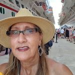 Martha Wickliff - @marthawickliff - Instagram