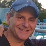 Martin Neubert - Facebook