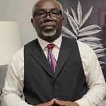 Martin osae - @mr.osaewalkemdown_with.aswitch - Instagram