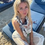 Martina - @marti_nathompson - Instagram
