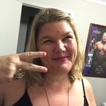 Martine Wells - @marty_wells - Instagram