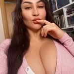 Mary Cates - @mabayomijeeniola - Instagram