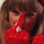 mary cockerham - @kernalstinkyfeet - Instagram