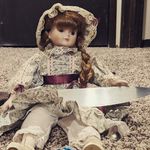 Mary Ann deville - @doll_inthehall - Instagram