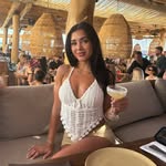 @maryeliades - Instagram