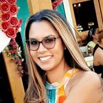 Mary Michell | T-shirts - Tote Bags - Gorras - Chaquetas - @marymartrd - Instagram