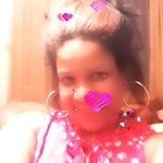 Mary Moise - @scarlet102566 - Instagram