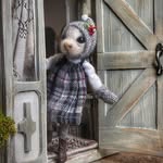Mary Mouse. - @talesofmarymouse - Instagram