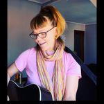 Mary Sharp - @marywateroly - Instagram