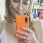Mari Vitek - Facebook