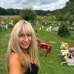 Mary William - Facebook