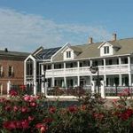 Mary Younce - @thehotelmagnolia - Instagram