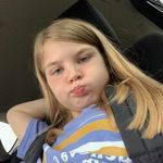 Mary Beth - @marybethrobbins34 - Instagram