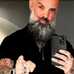 MATT JOHNSON - ESCAPE ARTIST & ILLUSIONIST - @likemattjohnson - Instagram