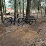 Mateo & Porter - @7b_backyard_biking - Instagram