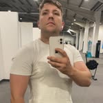 Matthew Horsfield - @mattyzzzz - Instagram