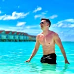 Matthew Robinson - @comeflywithmatt - Instagram