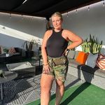 Maureen Aaron - @pretty_mauron - Instagram