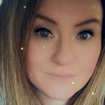 Maureen Lyons - @molyonsxx - Instagram