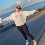 Maureen Thayer - @m0__ments - Instagram