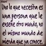 Mavis Cruz - @mavis.gomez.14 - Instagram
