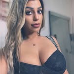 Mavis Halley - @mavis.halley - Instagram