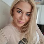 Mavis Hanson - @mavi_s4400 - Instagram