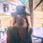 MavisHunt 2084 - @mavi.shunt - Instagram
