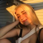 Mave ♑️ - @mavislyons - Instagram