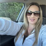 Mavis She - Facebook