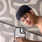 Max Bright - Facebook