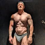 Max - @max_gets_buff - Instagram