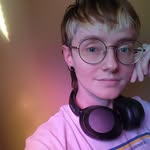 Max Bullock - @mittens.007 - Instagram