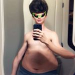 Hey 👨‍❤️‍👨🤰🏻 - @max_dooley.fanpage - Instagram