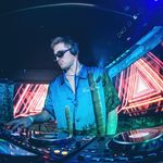 Max Elliott - @maxelliottjohnson - Instagram