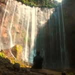 Max Mott - @m.motttravels - Instagram