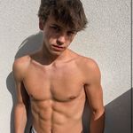Max - @maxr.iggs - Instagram