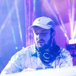 Max Simon - @dj_yezi - Instagram