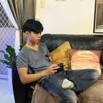 Max Valencia - @mxmllnn - Instagram