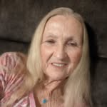 Maxine Blanton - @blantonmaxine123 - Instagram