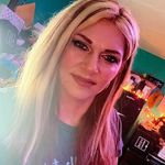Maxine Gillum - @maxinebush19 - Instagram