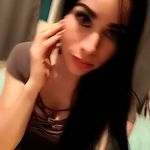 Maxine Collins - @_araiai_m - Instagram