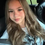 Maxine kirk - @urfavbrunettemax - Instagram
