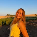 Maxi Moulton - @maxine_moulton - Instagram