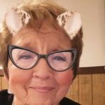 Maxine Warenko - @maxine_warenko - Instagram