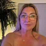 Maxine West - @maxine6281 - Instagram