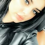 A rebellious woman - @may___joe - Instagram