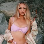 maya harrison - @may.acool - Instagram