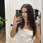 Mayra Saenz - @mayracarina - Instagram