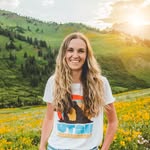 McKenna West | Photographer - @mckennawest.travel - Instagram